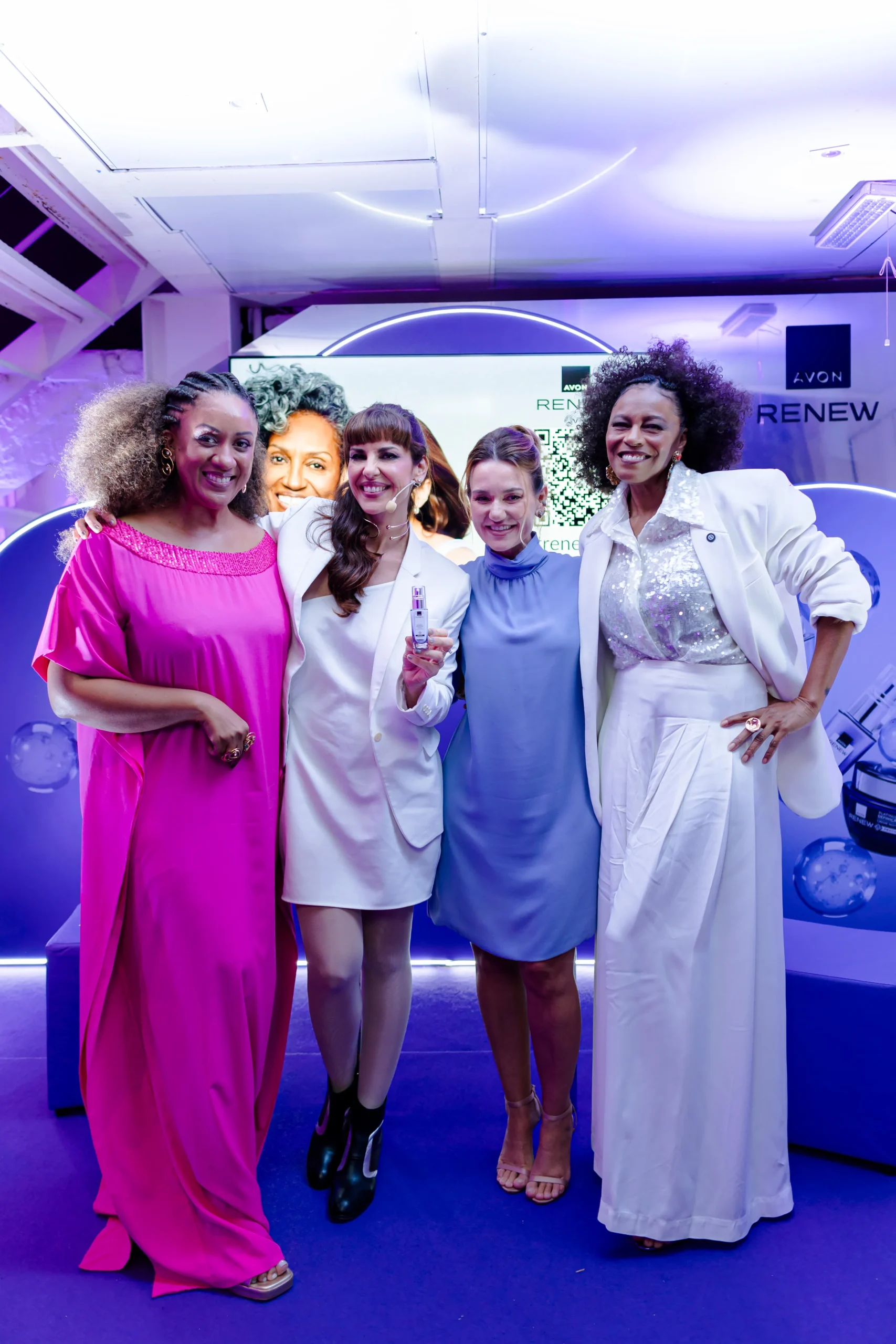 MESTRE DE CERIMÔNIAS | Lançamento Renew Serum Lift | AVON