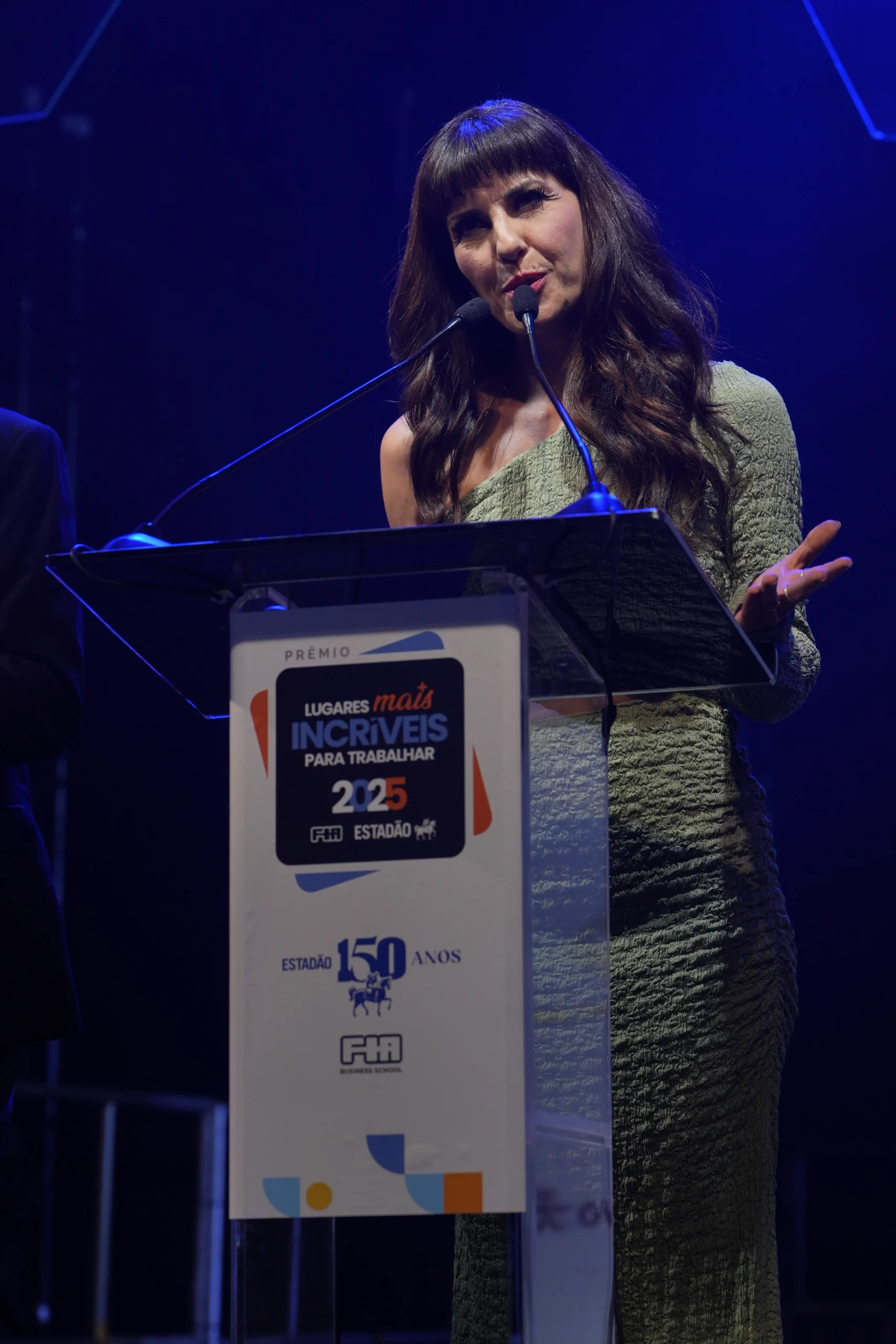 MESTRE DE CERIMÔNIAS | Lugares Mais Incríveis Para Trabalhar 2025